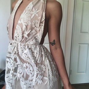 ☁️ Beautiful Ivory / Tan Lace Full Length Dress ☁️  Sabo Skirt